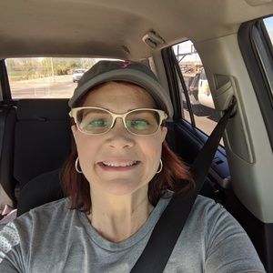 Meet your Posher, Julie